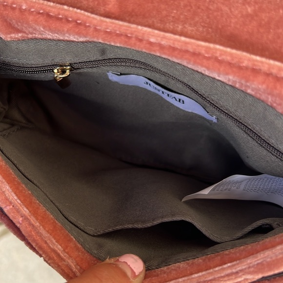 Mini pink velvet bag with chain straps - Picture 5 of 7